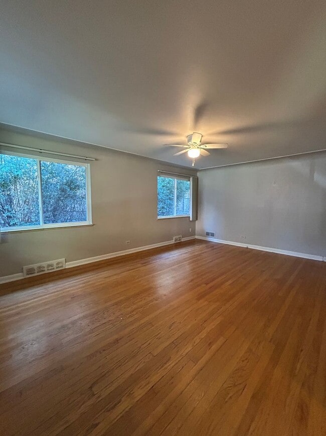 Photo - Dexter Unit 821 Dexter St