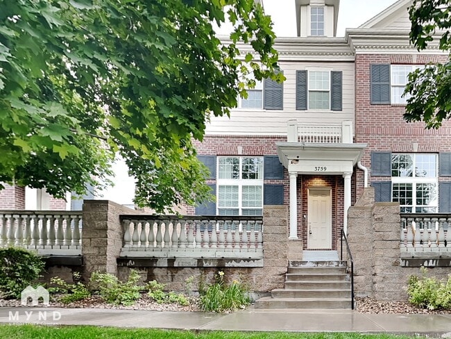 Building Photo - 3759 S Dayton Way