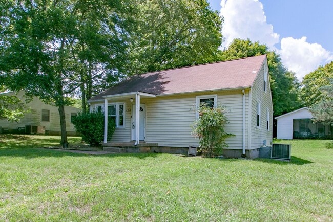 Photo - 430 Kelly Ln