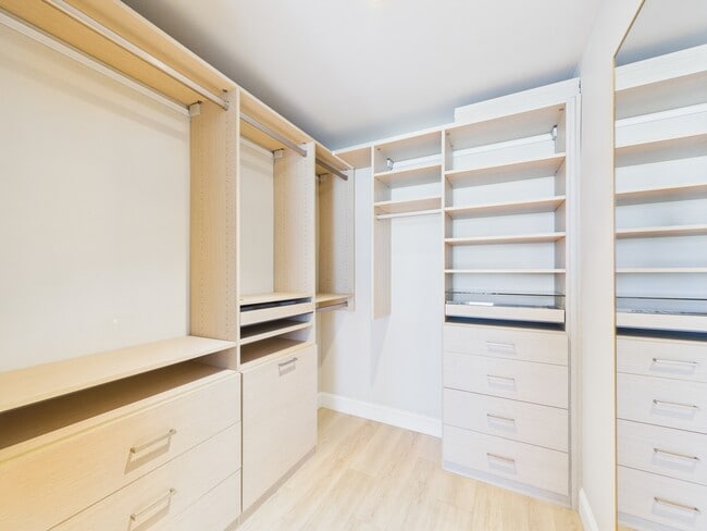 walk in closet - 600 Ala Moana Blvd Unit 1105