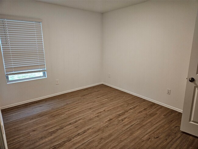 Photo - 18930 Sorento Bay Ln