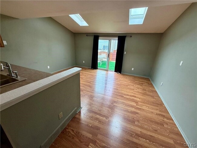 Photo - 5452 Borgase Ln