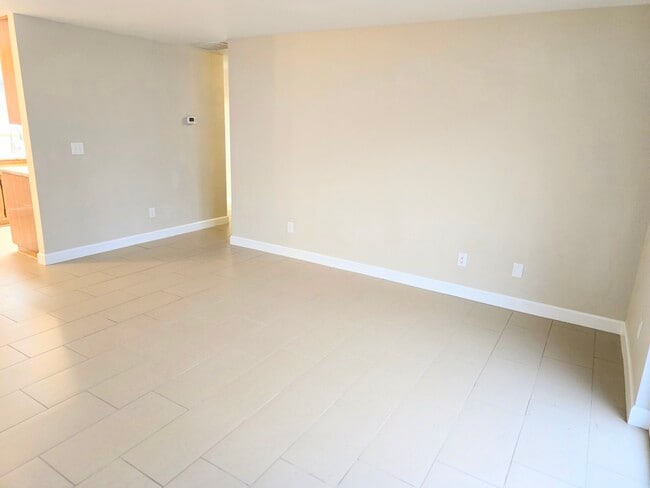 Photo - 322 Lorraine Ave Unit A