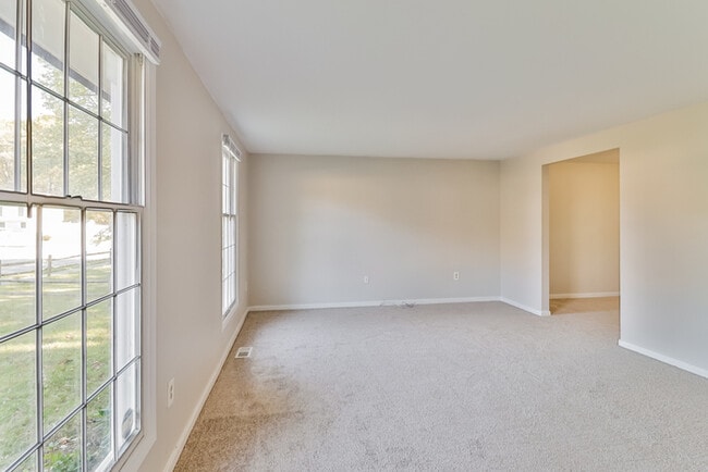 Photo - 9619 Winands Rd