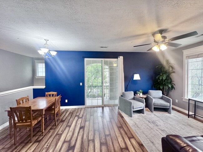 Photo - 7 Clayton Ct