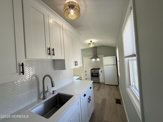 Photo - 1305 L St Unit REAR