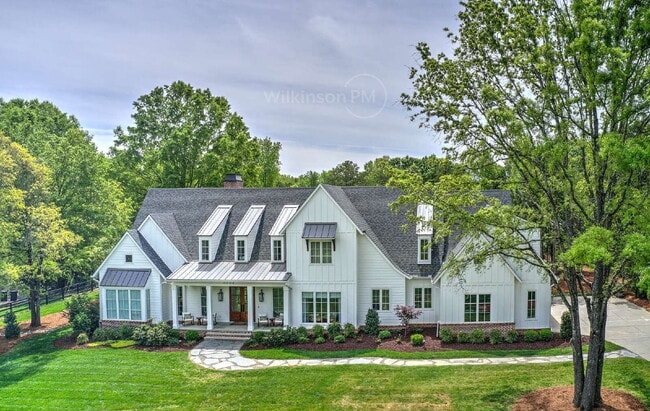 Photo - One of the Finest Fully-Furnished Luxury Estates in Marvin, "Architectural Digest" Caliber, for t...