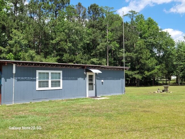 Building Photo - 652 Ralph Rahn Rd