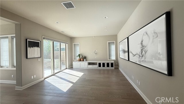 Building Photo - 110 Crosswinds