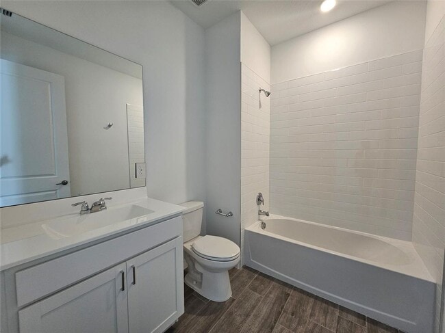 Photo - 5729 Graceful Wy