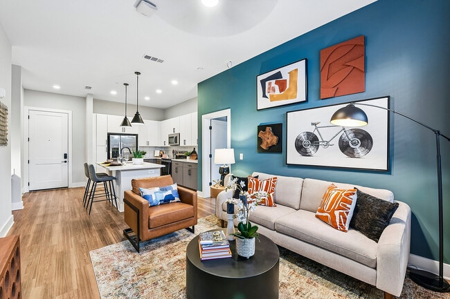 22-web-or-mls-Unit L03-S2504-003