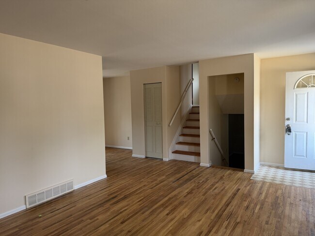 Photo - 1133 Wooten Rd