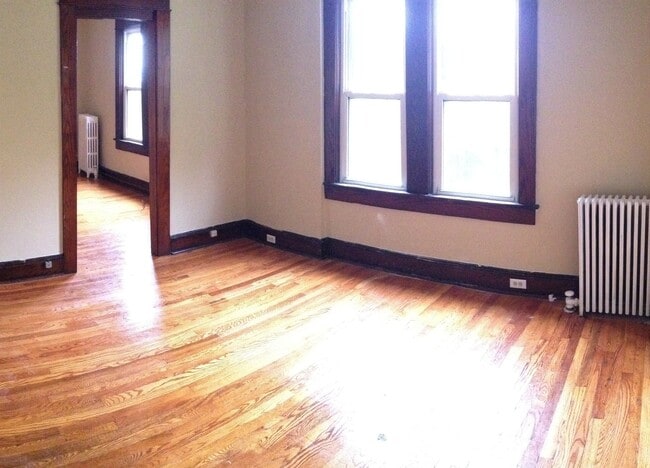 Photo - 223 E Mountain Rd Unit Suite 2