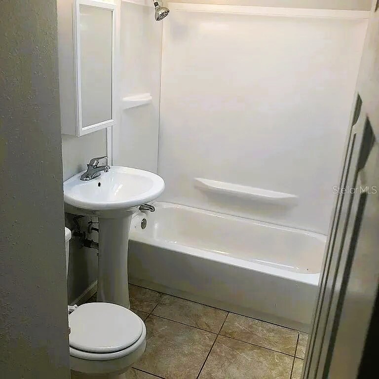 Photo - 119 Edgewater Dr