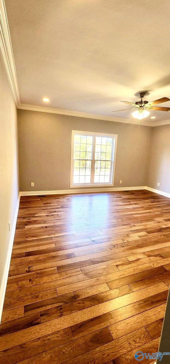 103 N Rim Rd