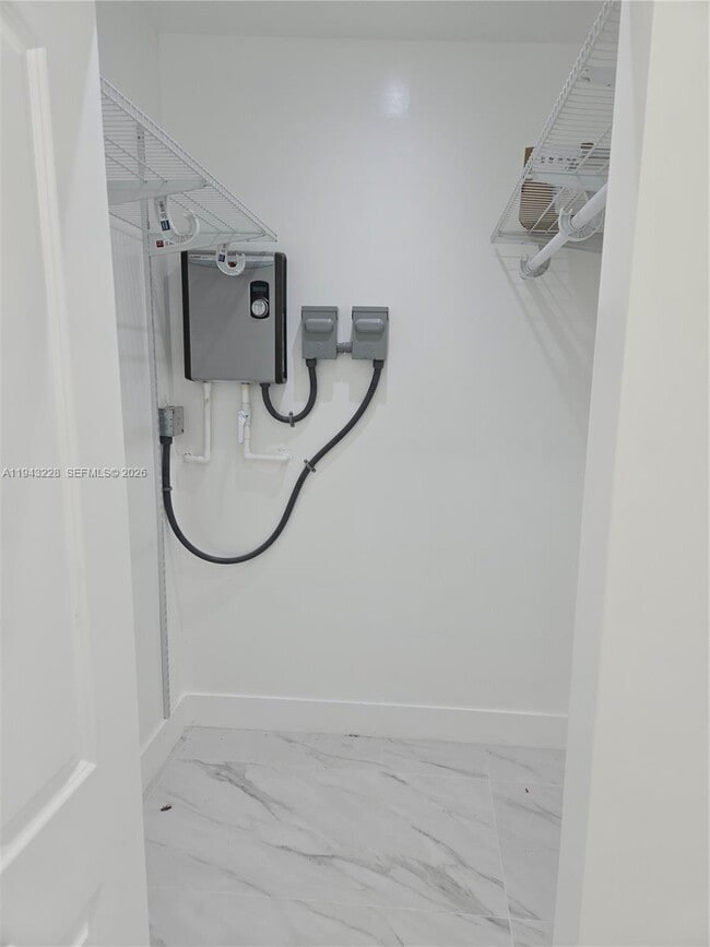 Photo - 987 NE 145th St