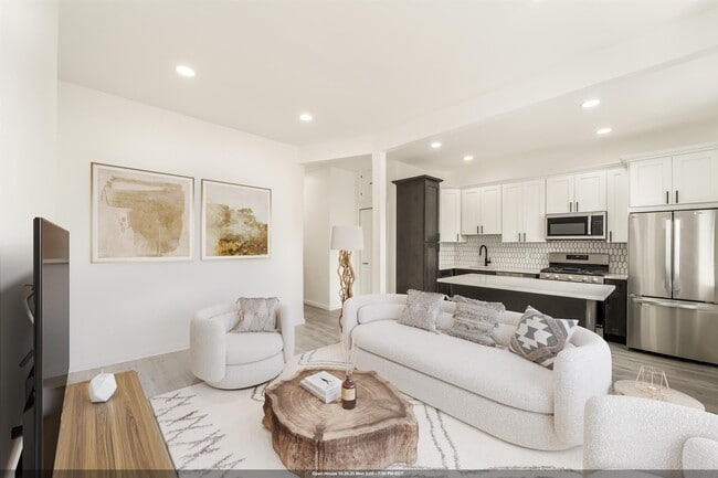 Building Photo - 393 Baldwin Ave Unit 2