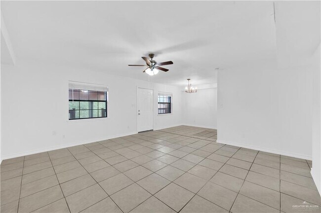 Photo - 27 S 23rd St Unidad 209
