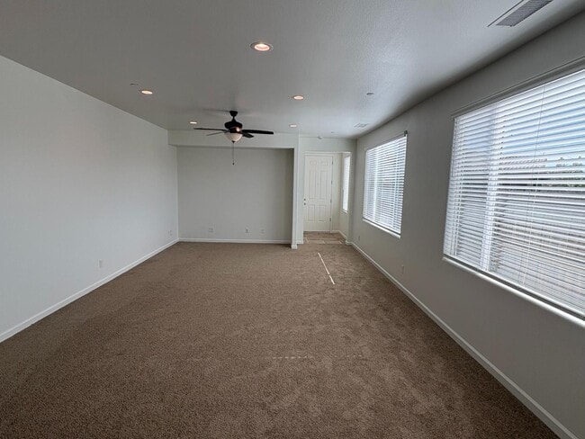 Photo - 5990 E Kerckhoff Ave