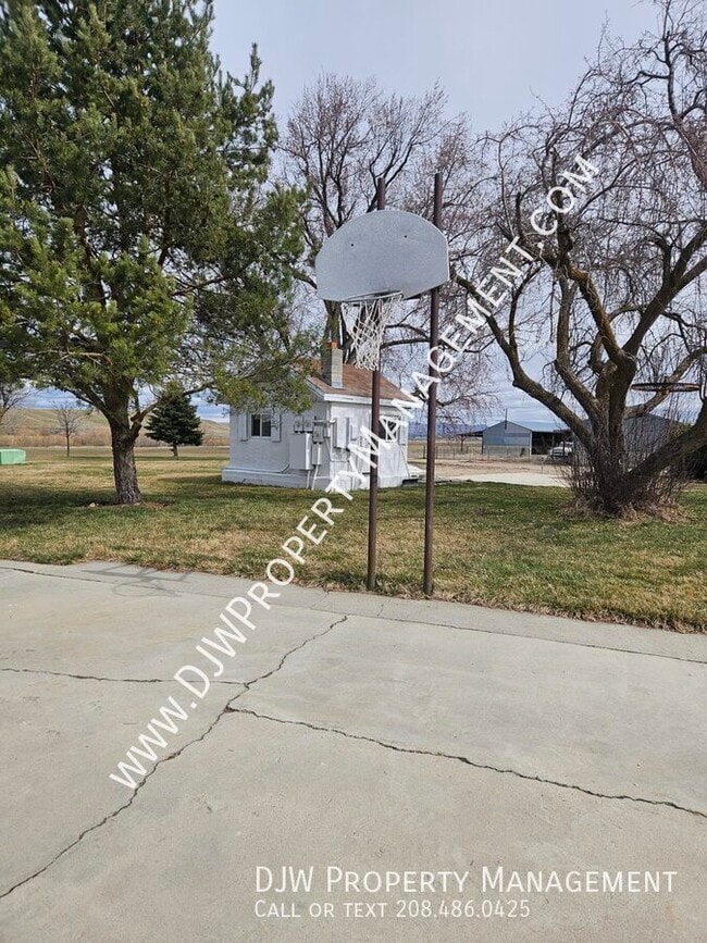 Photo - 7196 Edna Ln