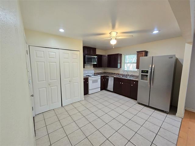 Photo - 610 Edelweiss Dr