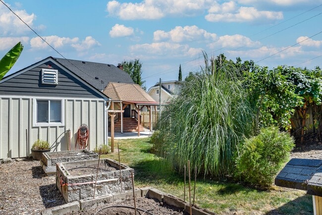 Photo - 4 Bedroom 2 Bathroom Home in Salem