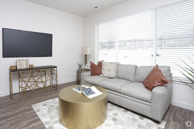 3BR, 2BA - Arrowhead