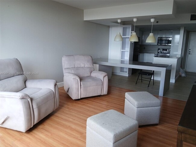 Photo - 1100 St Charles Pl Unit 606