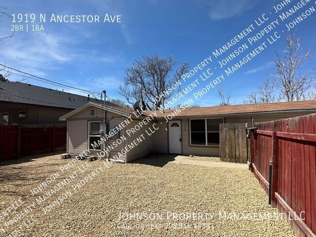 Photo - 1919 N Ancestor Ave House