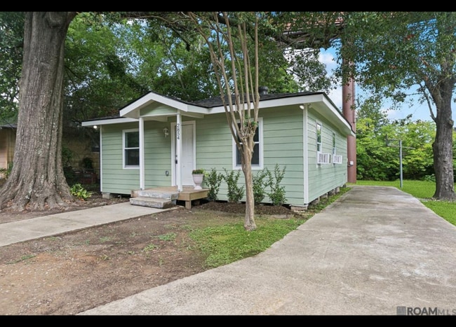 Photo - 2854 Yazoo St