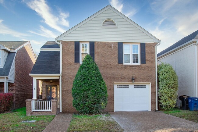 Photo - 1129 W Main St