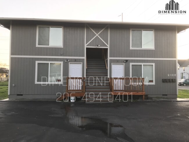 Photo - 218 N E St Unidad 1