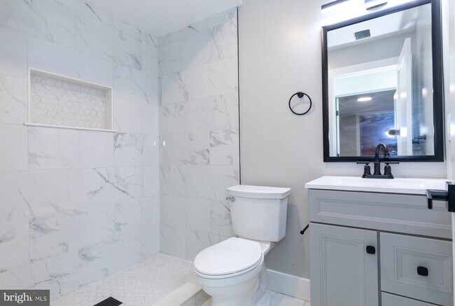 Photo - 1321 Shepherd St NW