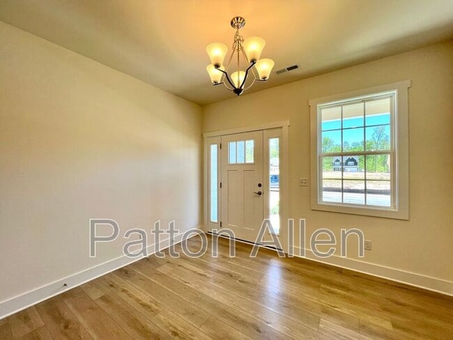 Photo - 117 N Christie Ct