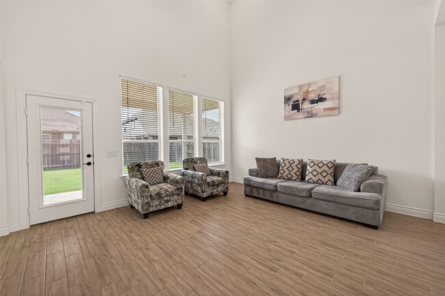 Photo - 7319 Woodlark Rdg Dr