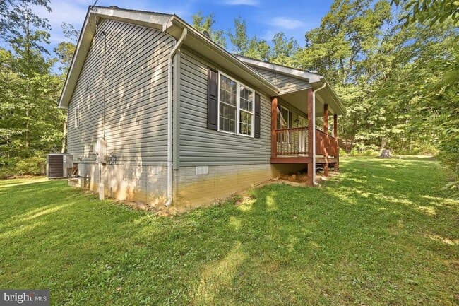 101 Brier Rabbit Ct
