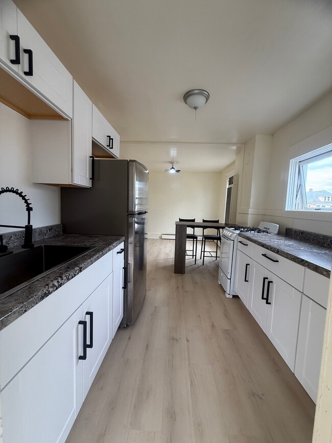 Photo - 89 Abbott Rd Unidad 3 upper Rental