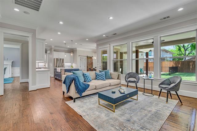 Photo - 6811 Deloache Ave