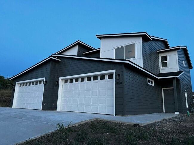 Photo - 1808 N Coach Ln Condo Unit 1808