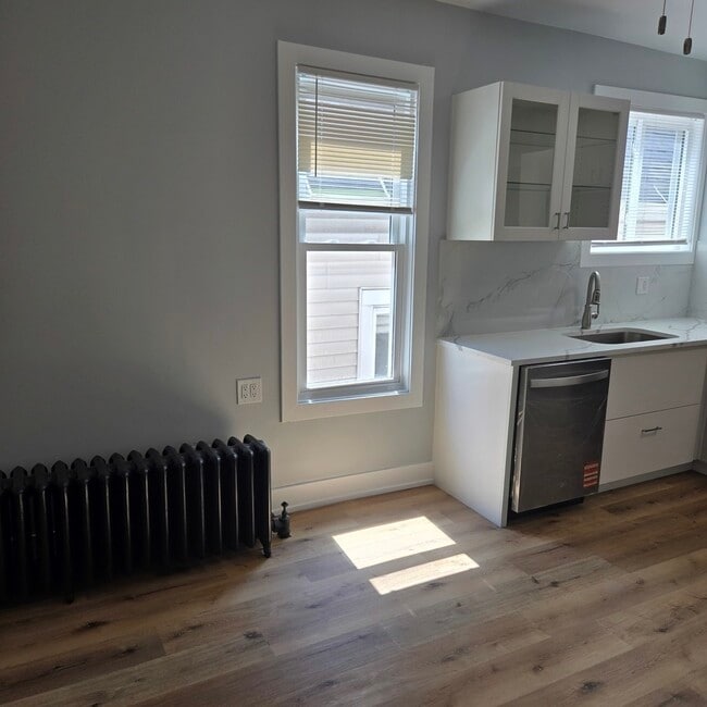 Photo - 4137 N Bernard St Unit 2