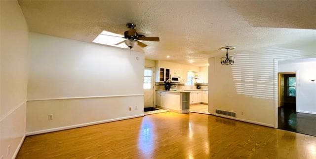 Photo - 424 Classen Dr