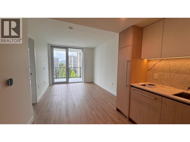 Photo - 2135 Springer Ave Unit 16xx
