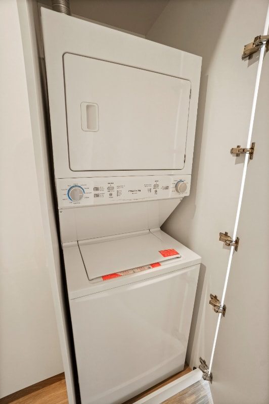 Photo - 823 N Wells St