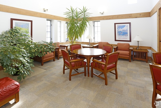 Leasing Office