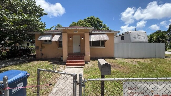 Building Photo - 7305 NW 17th Ct Unit .