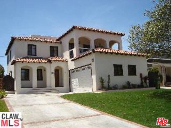 Building Photo - 7917 Westlawn Ave Rental