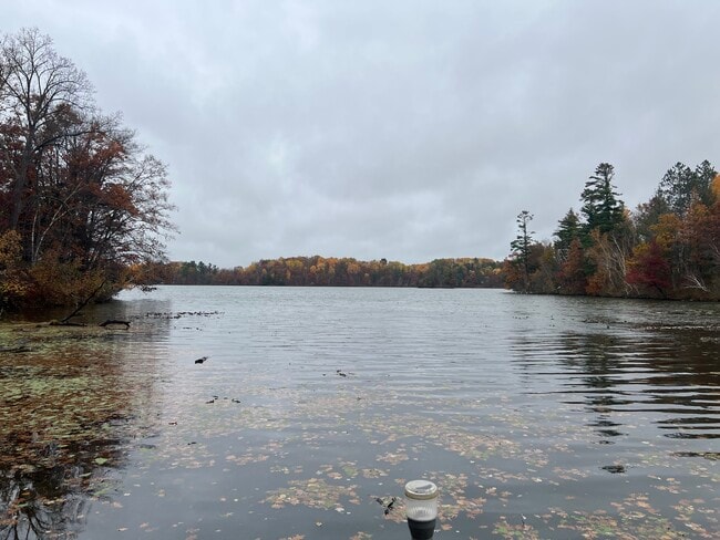 Photo - 2477 28 1/2 St