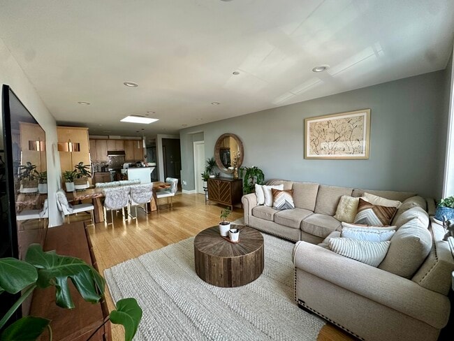 Photo - 30 High St Unit 43