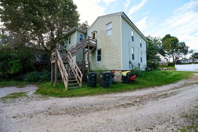 51 W South St Unidad Lower