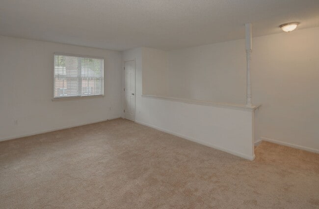 Photo - Thousand Oaks Apartments & Townhomes